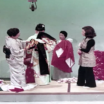 1974年(昭和49年)頃『小川宏ショー』出演時で着付けをする上田美枝